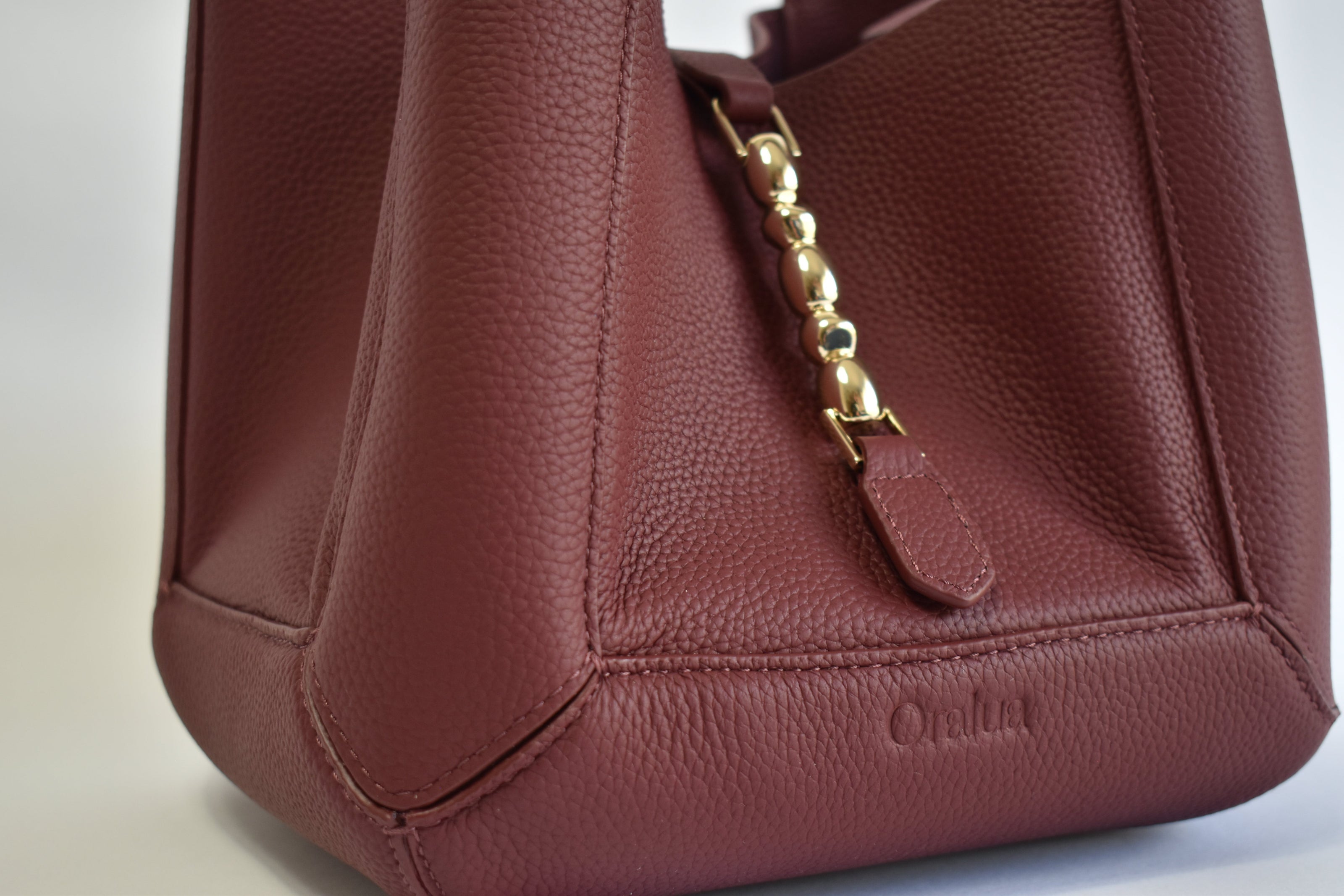 Coral Bucket Bag Shiraz Togo Pebble Leather - Oralua