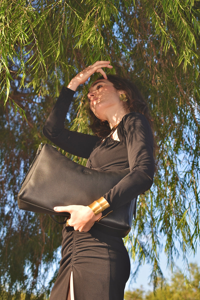 Esperance XL Bag in Black — Oralua