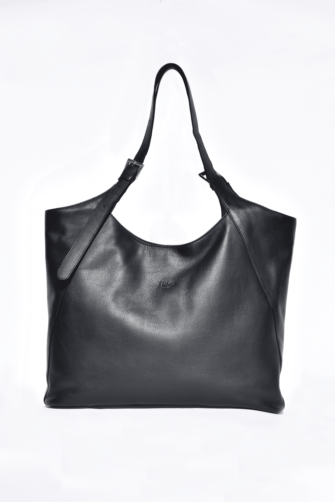 Margaret Tote in Black — Oralua